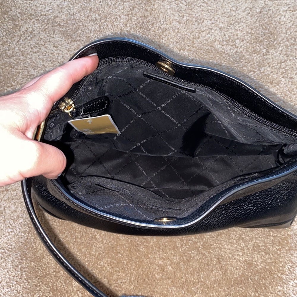 Michael Kors Nicole Leather Shoulder Bag - Picture 3 of 9